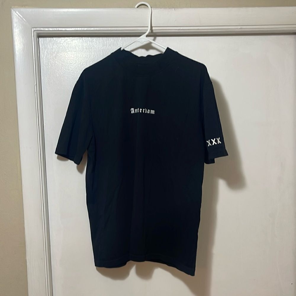 Trust AmsterdamXXX shirt size large